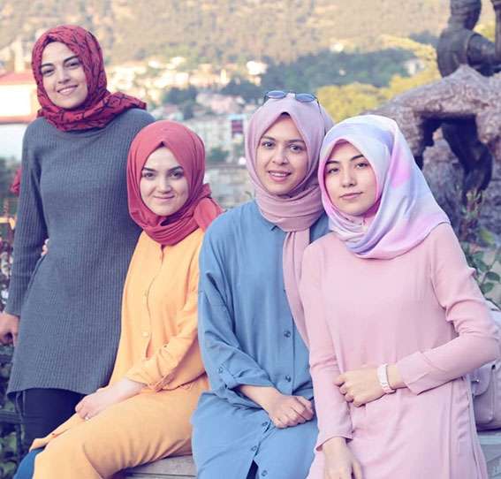 چگونگی حجاب و پوشش زنان در کشورهای اسلامی 