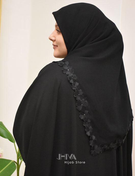 عکس حجاب زیبا با چادر فانتزی