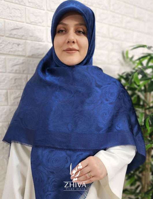 روسری گل رز لمه آبی