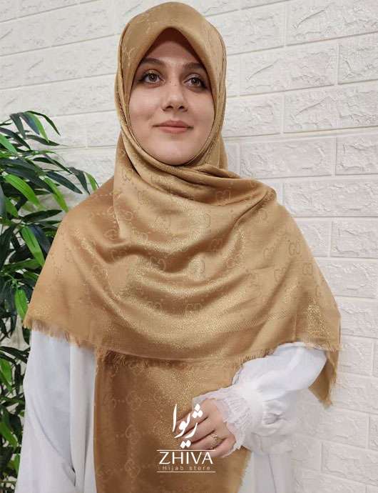 روسری گوچی وارداتی لمه طلايی 
