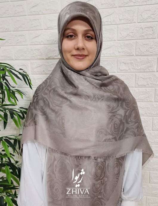 روسری گل رز لمه بژ