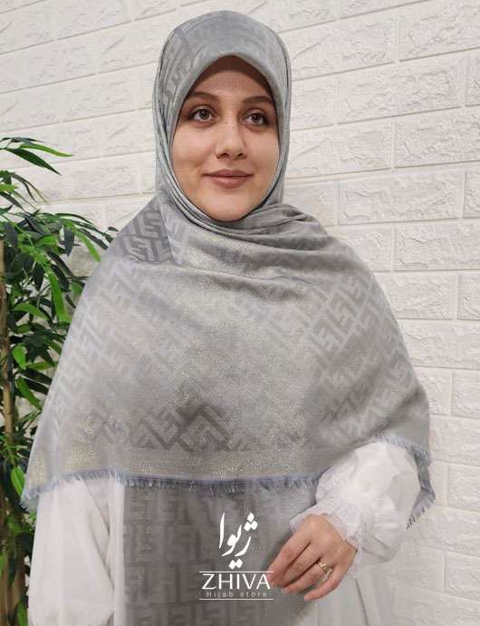 روسری فندی وارداتی لمه نقره ای