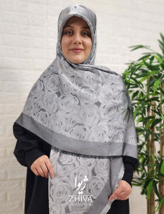 روسری گل رز لمه نقره ای 2
