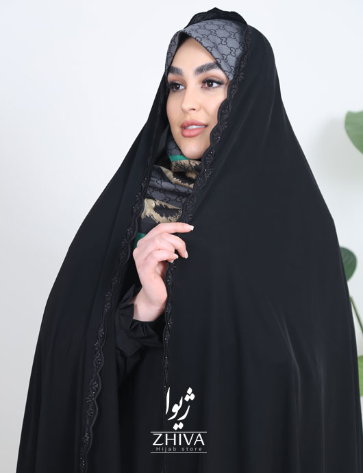 چادر سنتی گلدوزی سه برگ