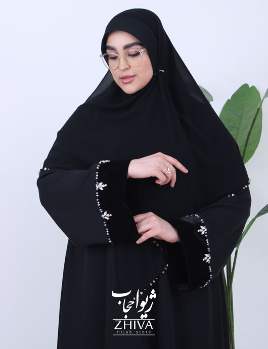 عبا سنگ دوزی مخمل شكوفه جلوباز