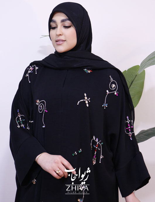 عبا جواهردوزی عروسك