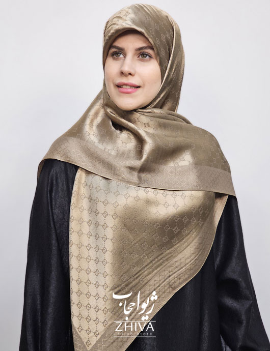روسری لمه طلایی قواره 120 كد 7