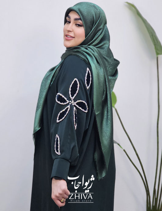 مانتو عبایی ترنج جواهردوزی گل مخمل سبز