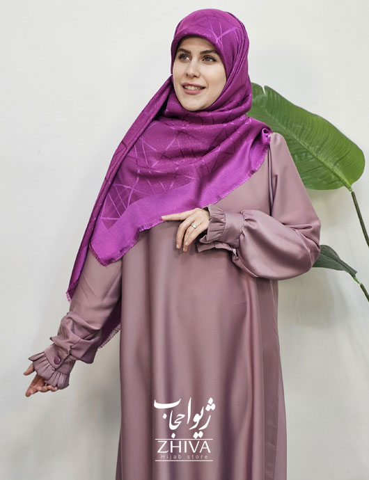 افرا ساتن جوليا پوست پيازی