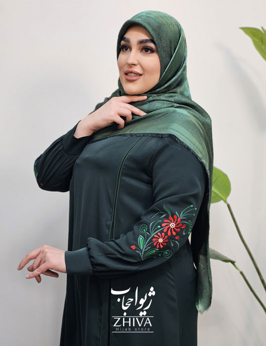 مانتو عبایی ترنم گلدوزی سبز