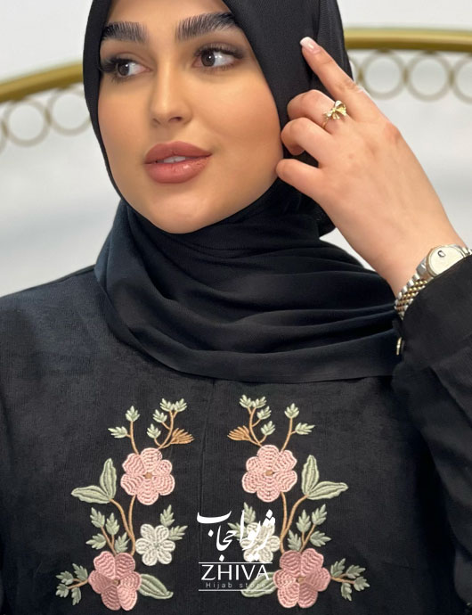 عبای گلدوزی ماری مشكی